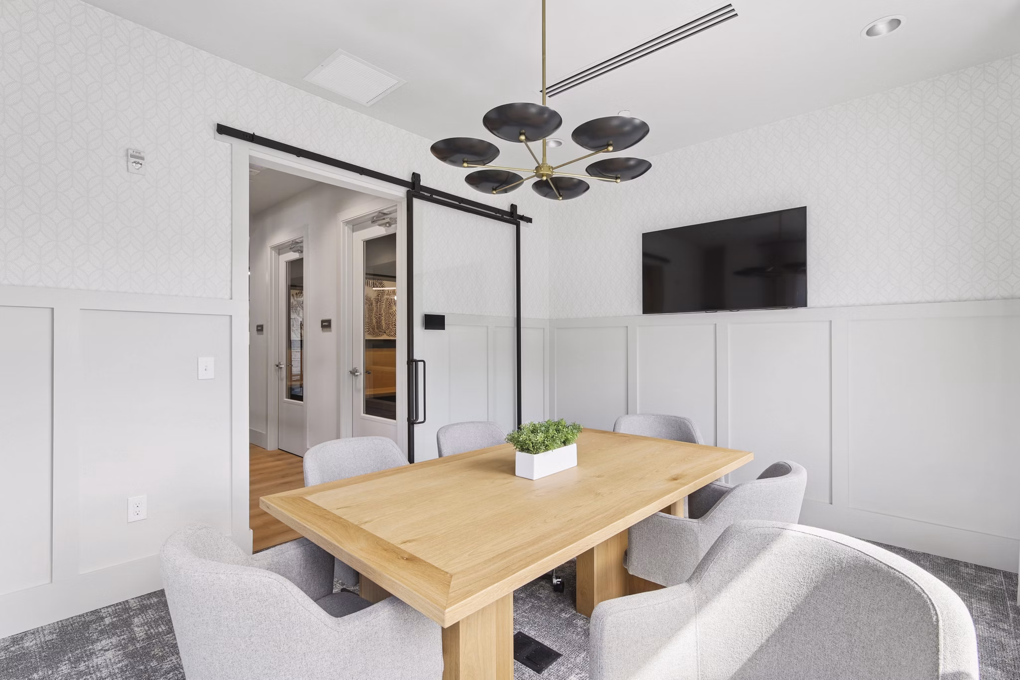 clubhouse at Render Turner Lake Apartments