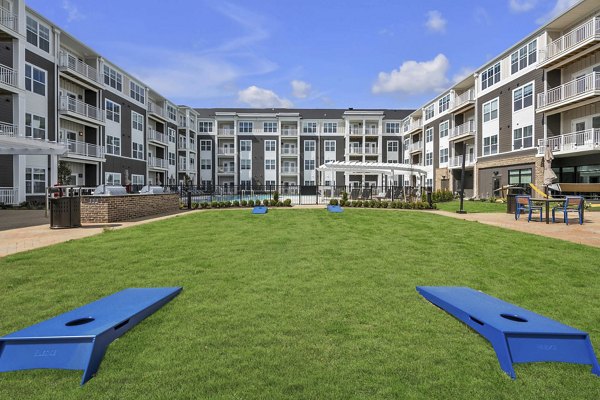 building/exterior at Montage at Marquis Hills Apartments
