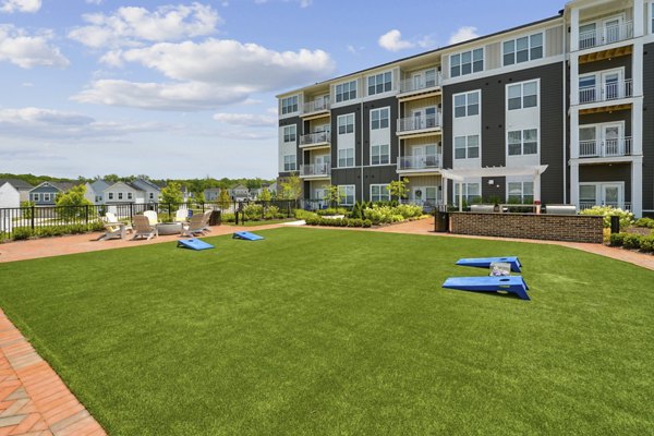 patio at Montage at Marquis Hills Apartments