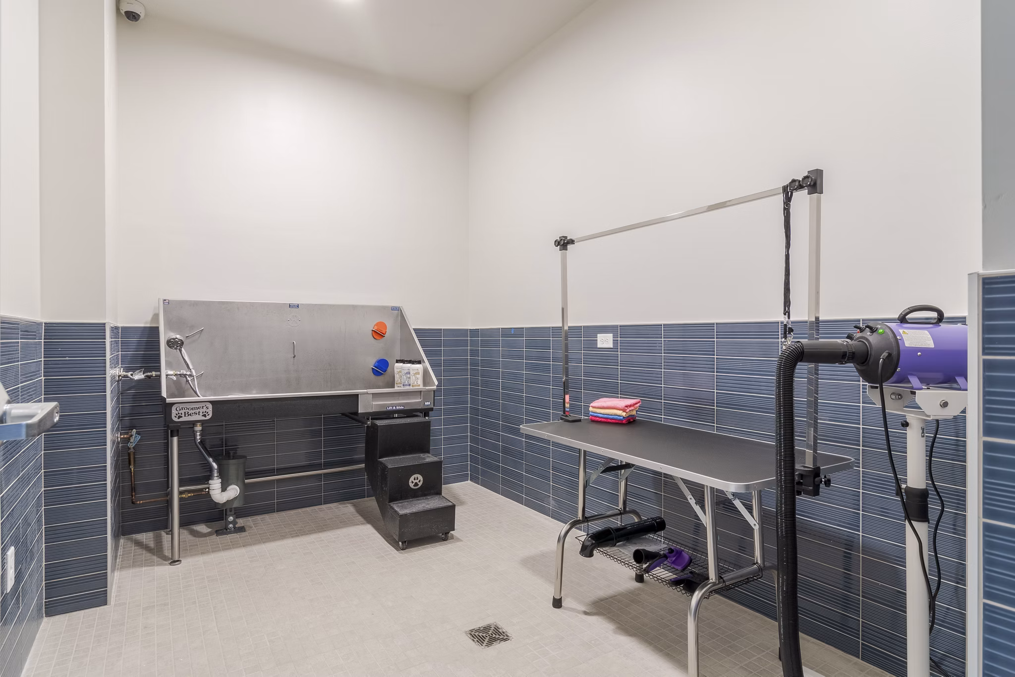 dog wash station at Lore Apartments 