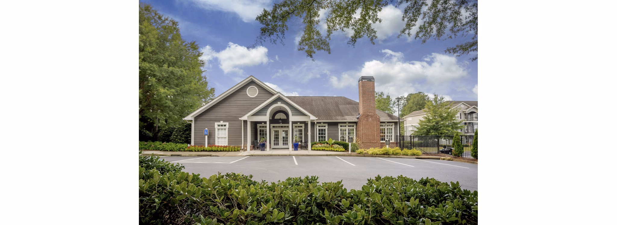 building/exterior at Peachtree Landing Apartments