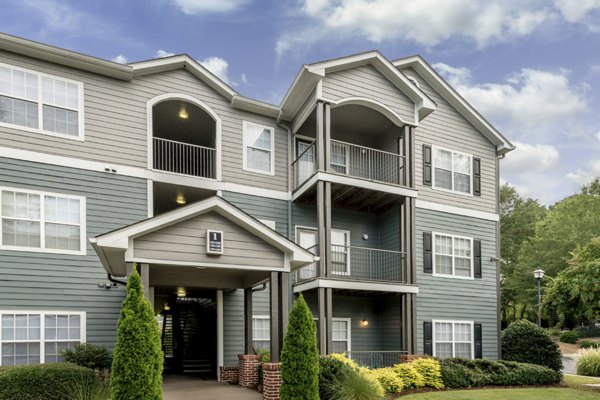 building/exterior at Peachtree Landing Apartments