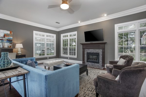 clubhouse at Peachtree Landing