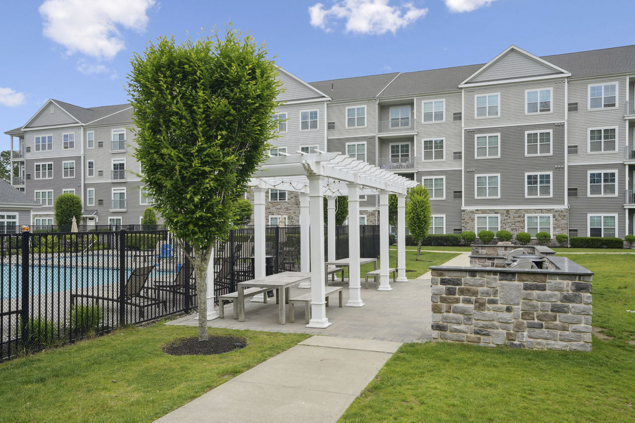 Grill area at Parc Westborough (3 of 3)