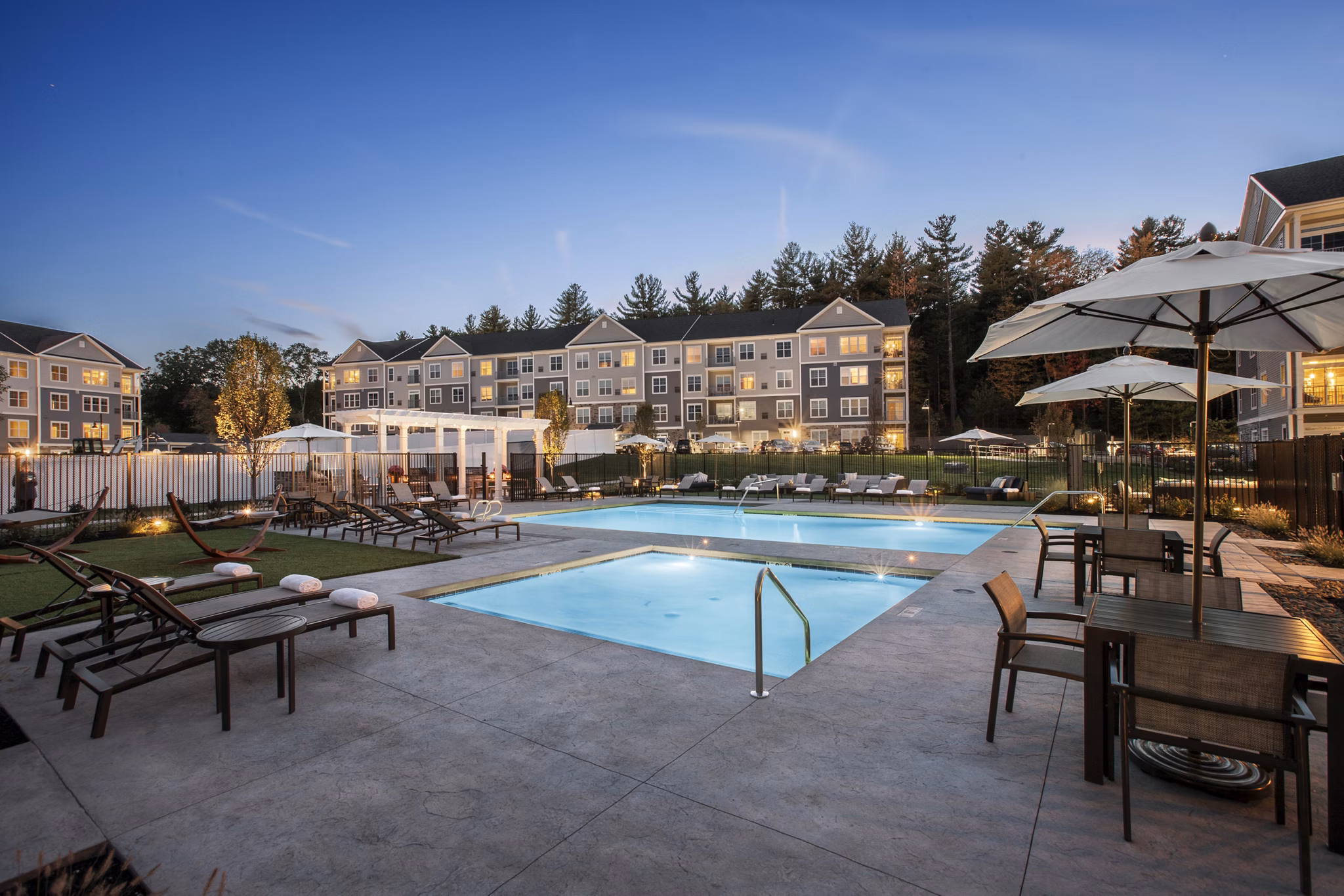 pool at Parc Westborough Apartments