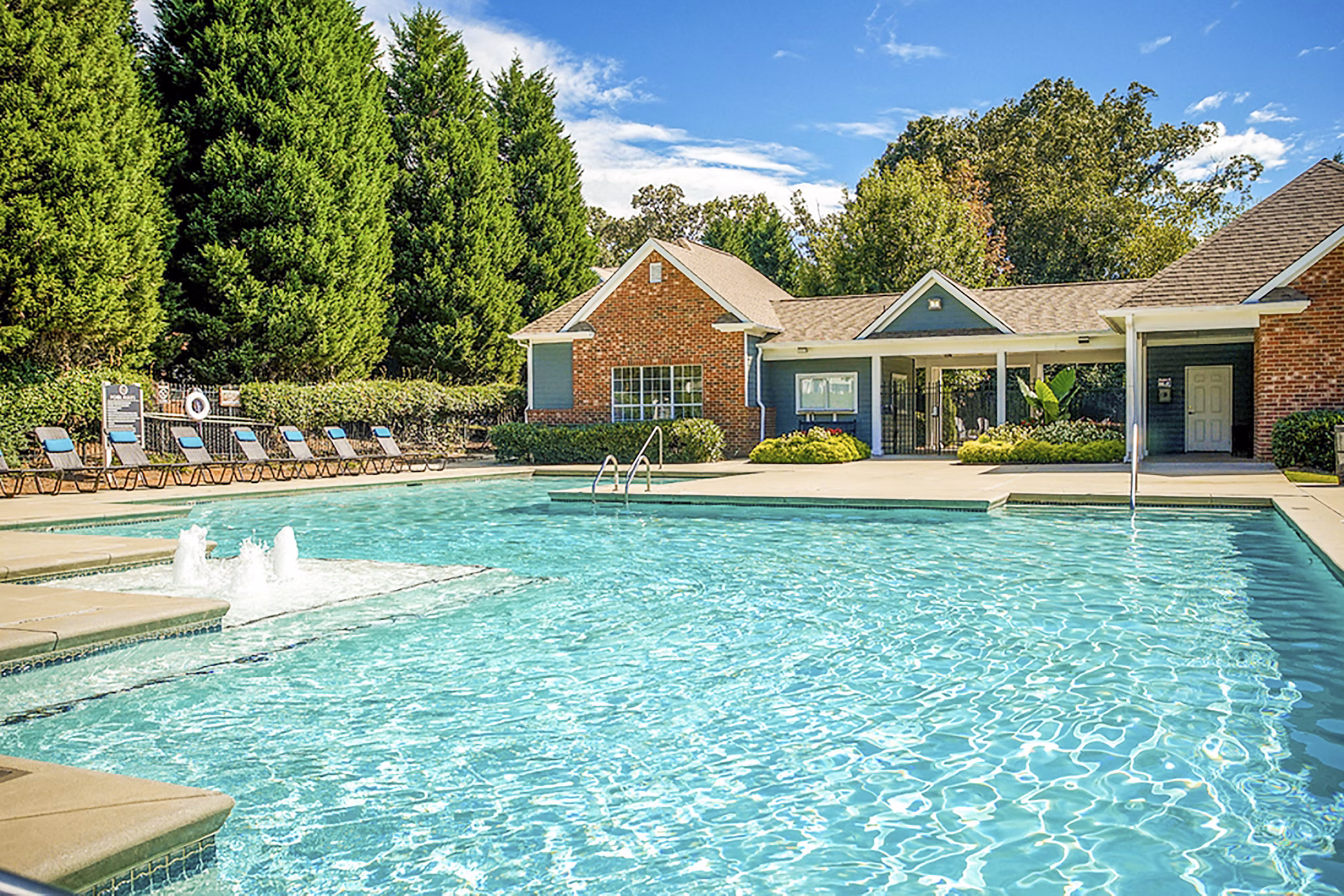 pool at Eastwood Village Apartments