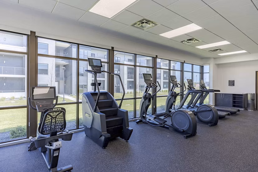 fitness center at Ovation Apartments