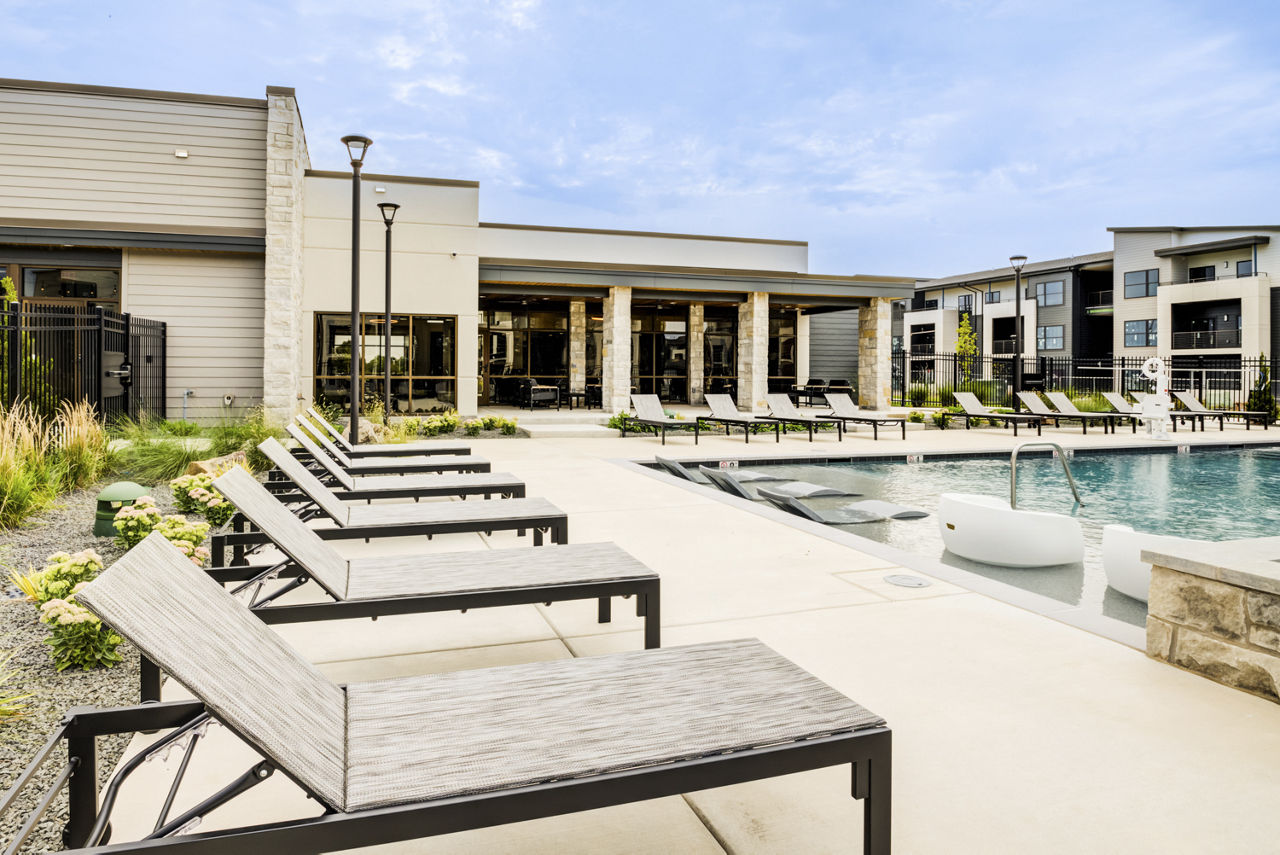 Ovation Apartments Wichita Ks 3 of 12