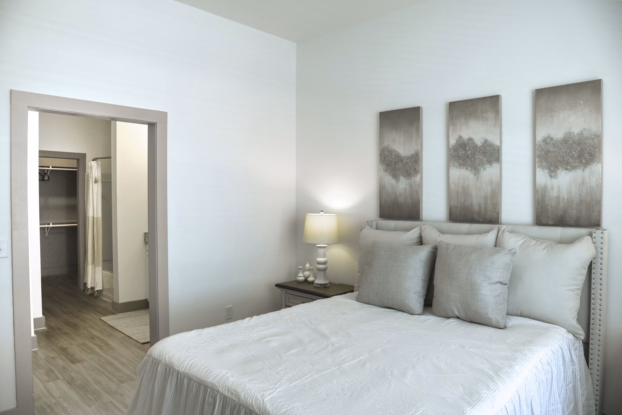 bedroom at The Oaks at Riverbend Apartments 