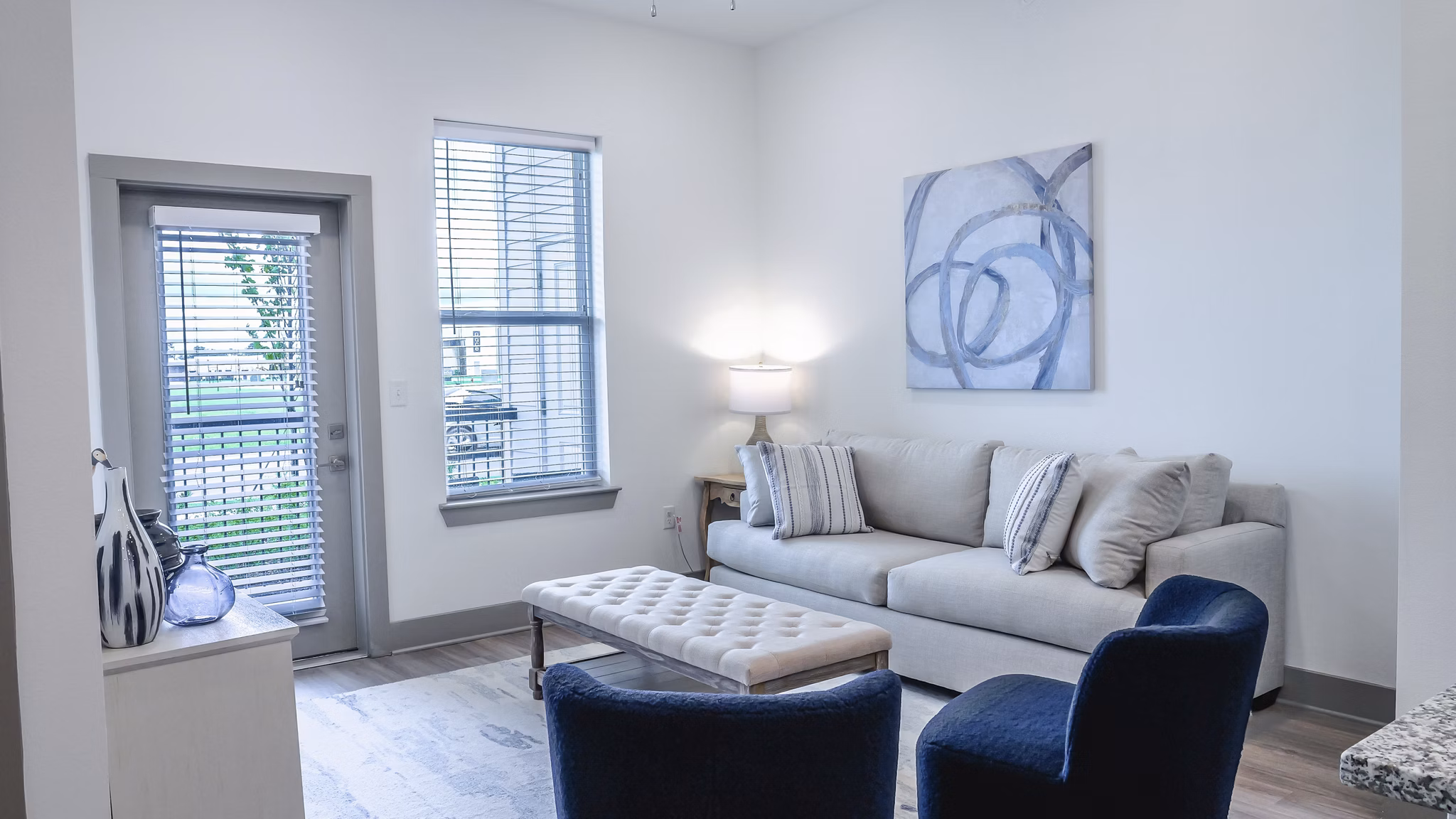 living room at The Oaks at Riverbend Apartments 