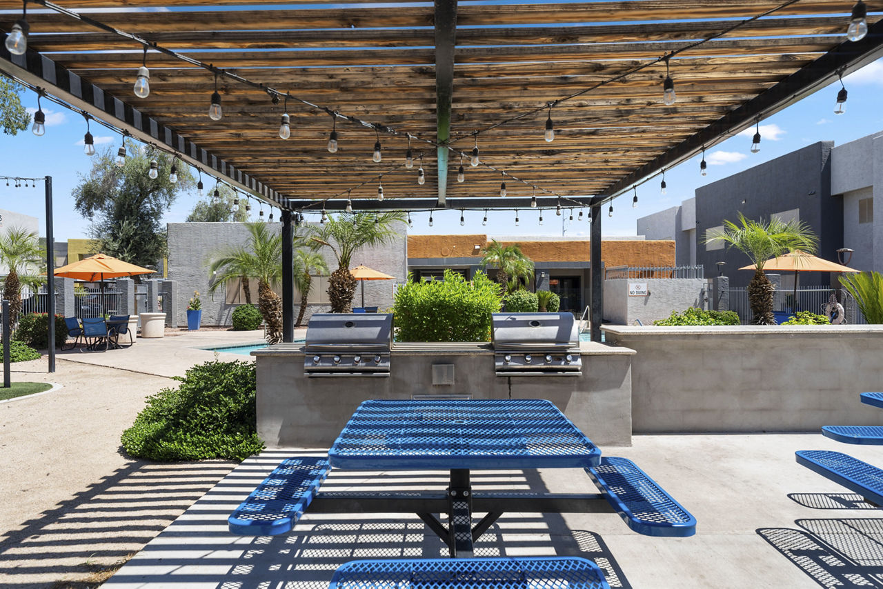 Grill area at Newport (1 of 2)