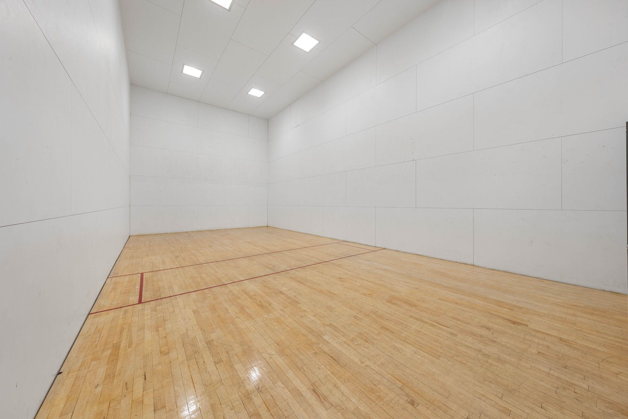 Gym at Station 21 (3 of 4)