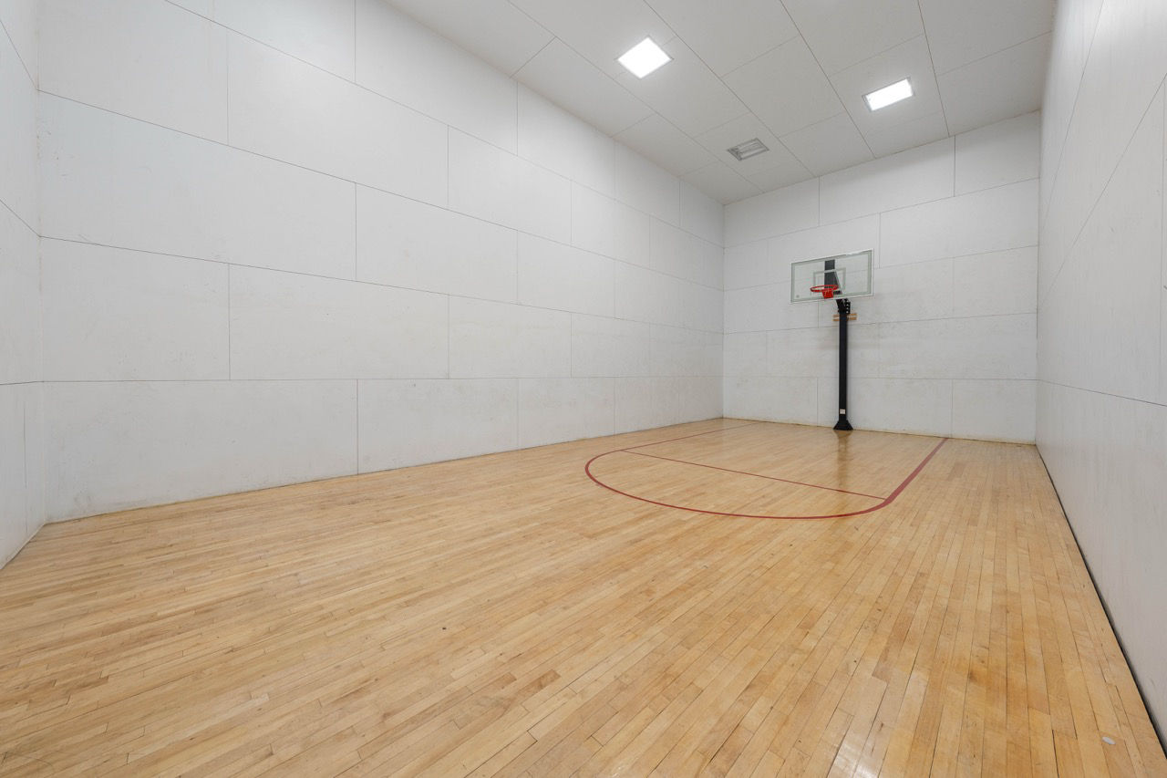 Gym at Station 21 (4 of 4)