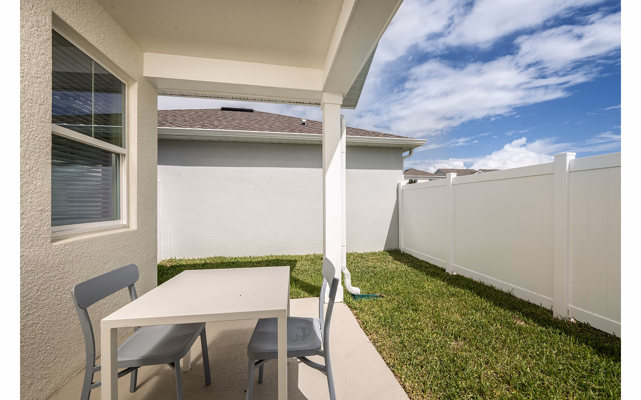 patio at Abrazo at Four Corners Apartments 