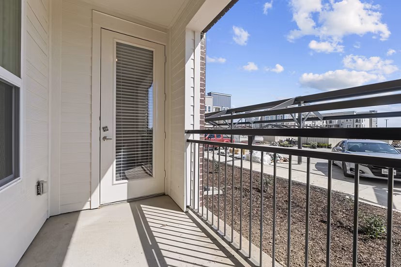 patio at North Park Landing Apartments 