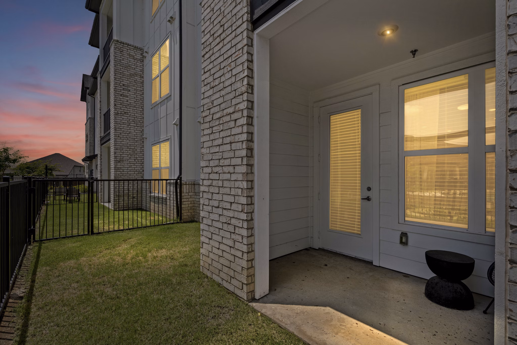 exterior at Peak at 1385 Apartments