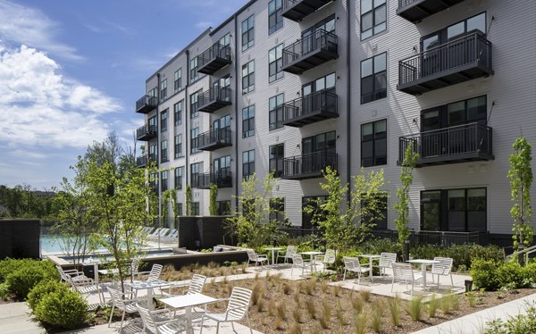 building/exterior at Aventon Annapolis Apartments