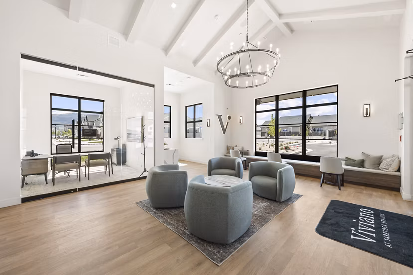 clubhouse at Viviano at Saratoga Springs Apartments