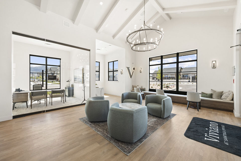 clubhouse at Viviano at Saratoga Springs Apartments