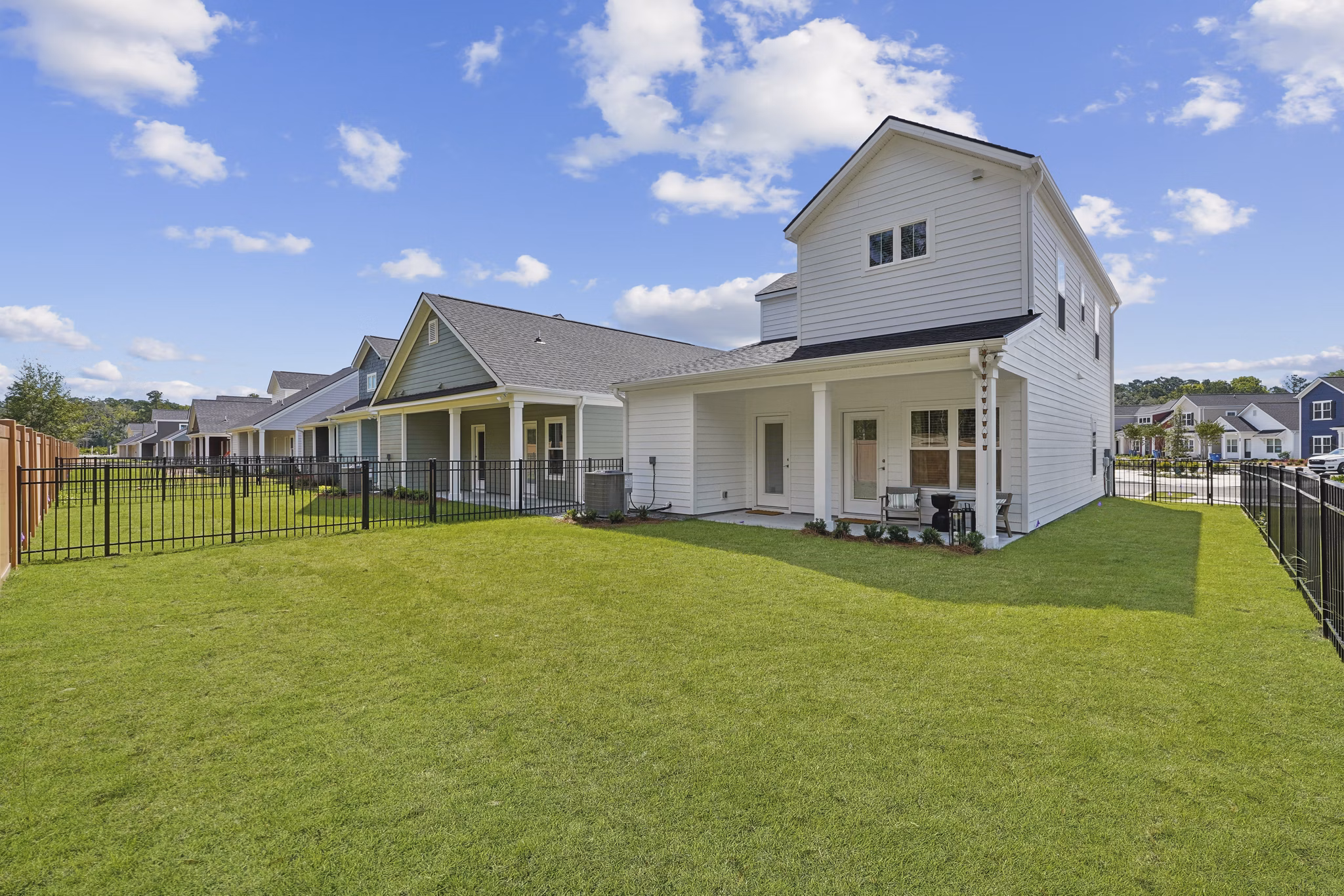 exterior at River Ford Apartments 