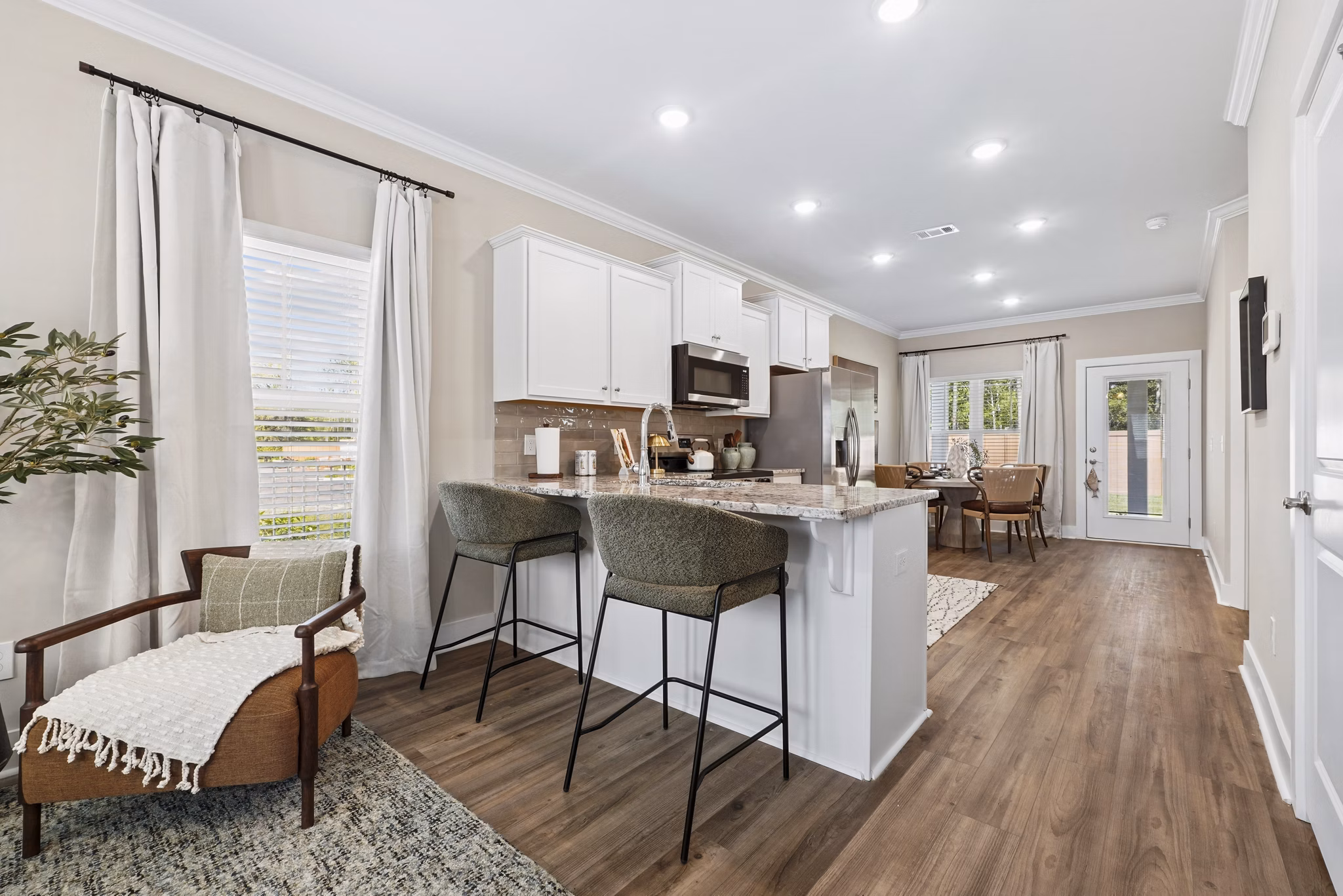 living room at River Ford Apartments 