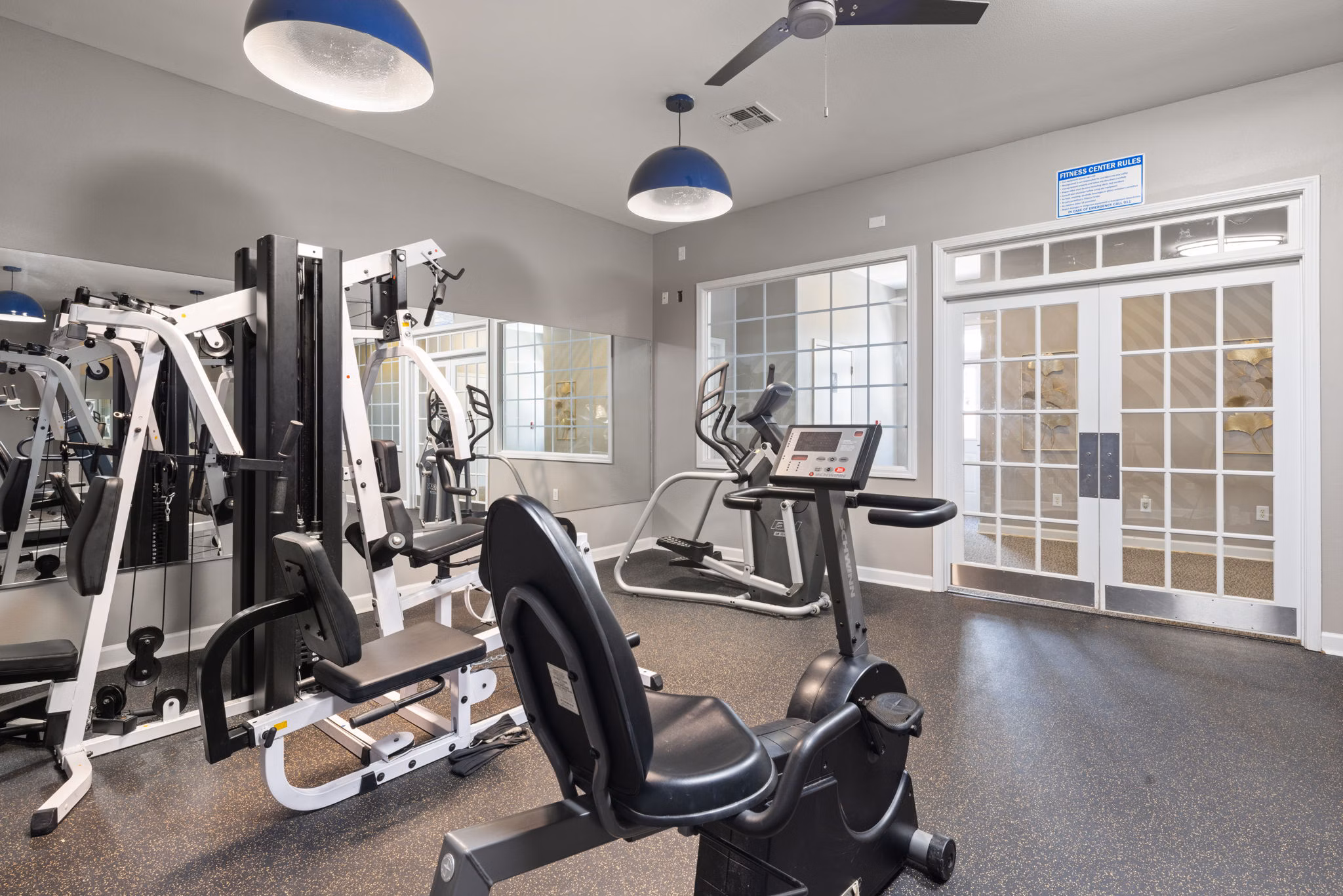 fitness center at Heritage Apartments 