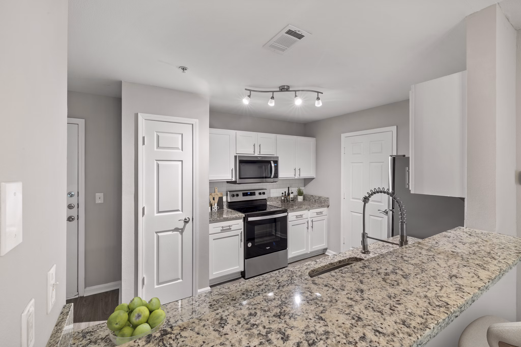kitchen at Heritage Apartments 