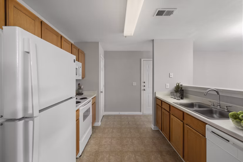 kitchen at Heritage Apartments 