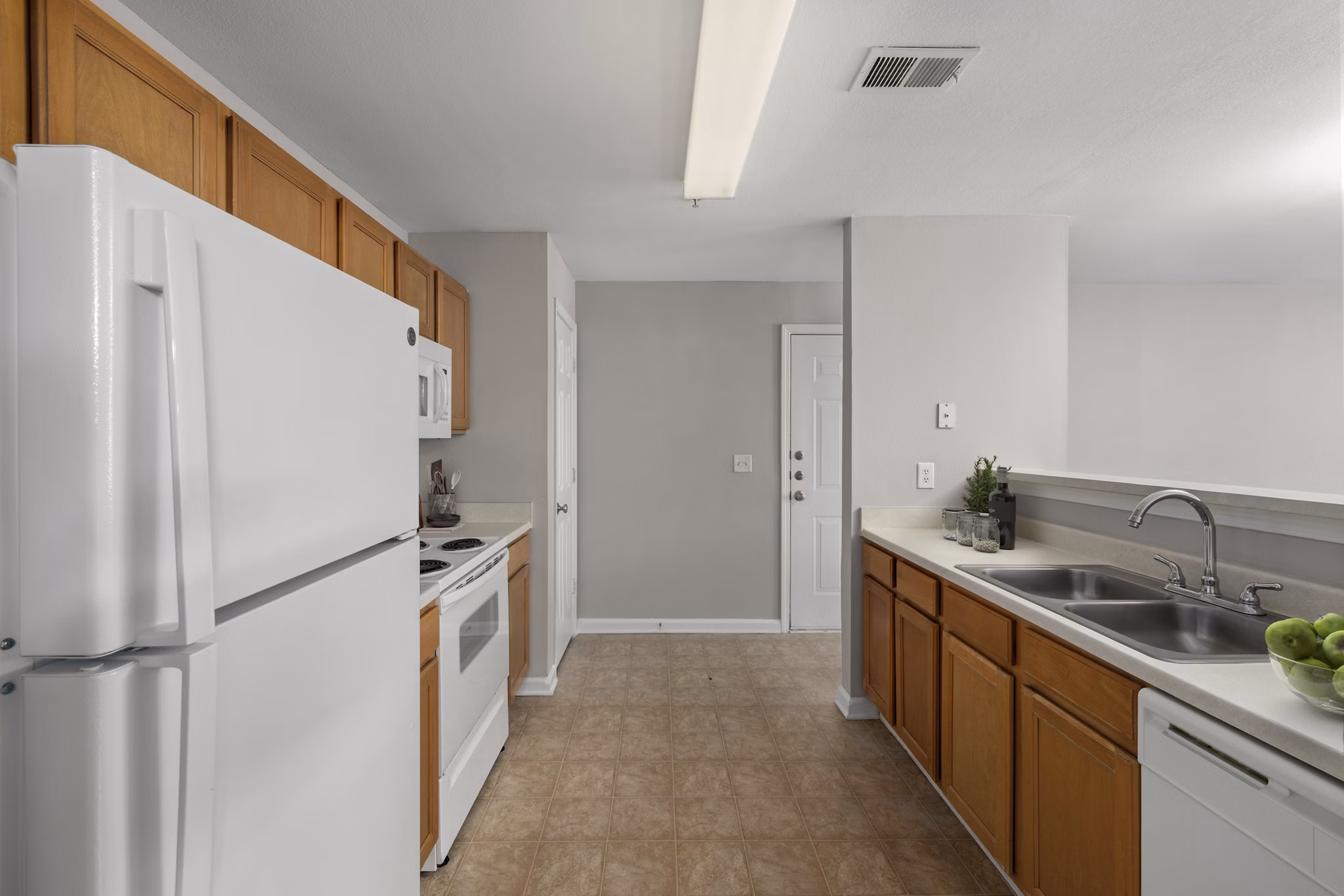 kitchen at Heritage Apartments 