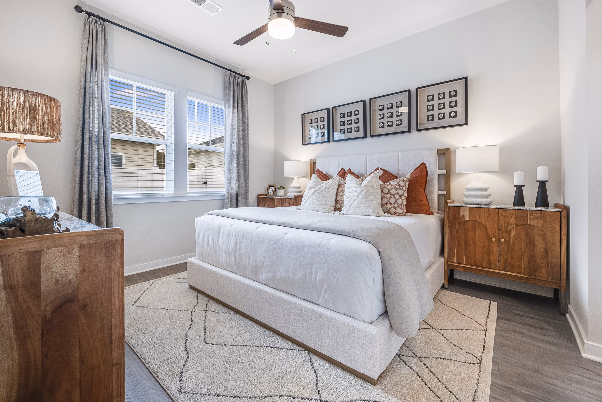 bedroom at Yardly Mount Dora Apartment Homes