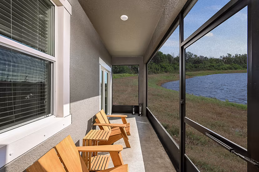 patio at SkyMor Southshore Bay Apartments