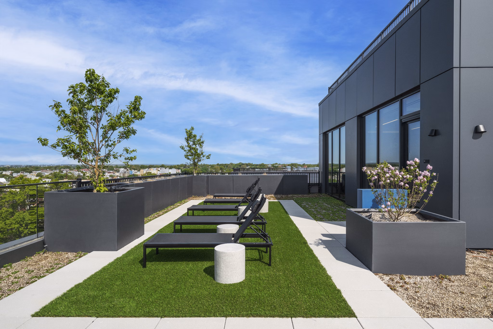 patio at 25 Maple Apartments