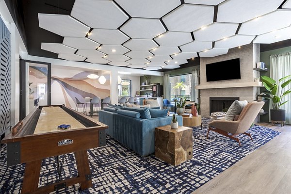 clubhouse at Town Center Crossing Apartments