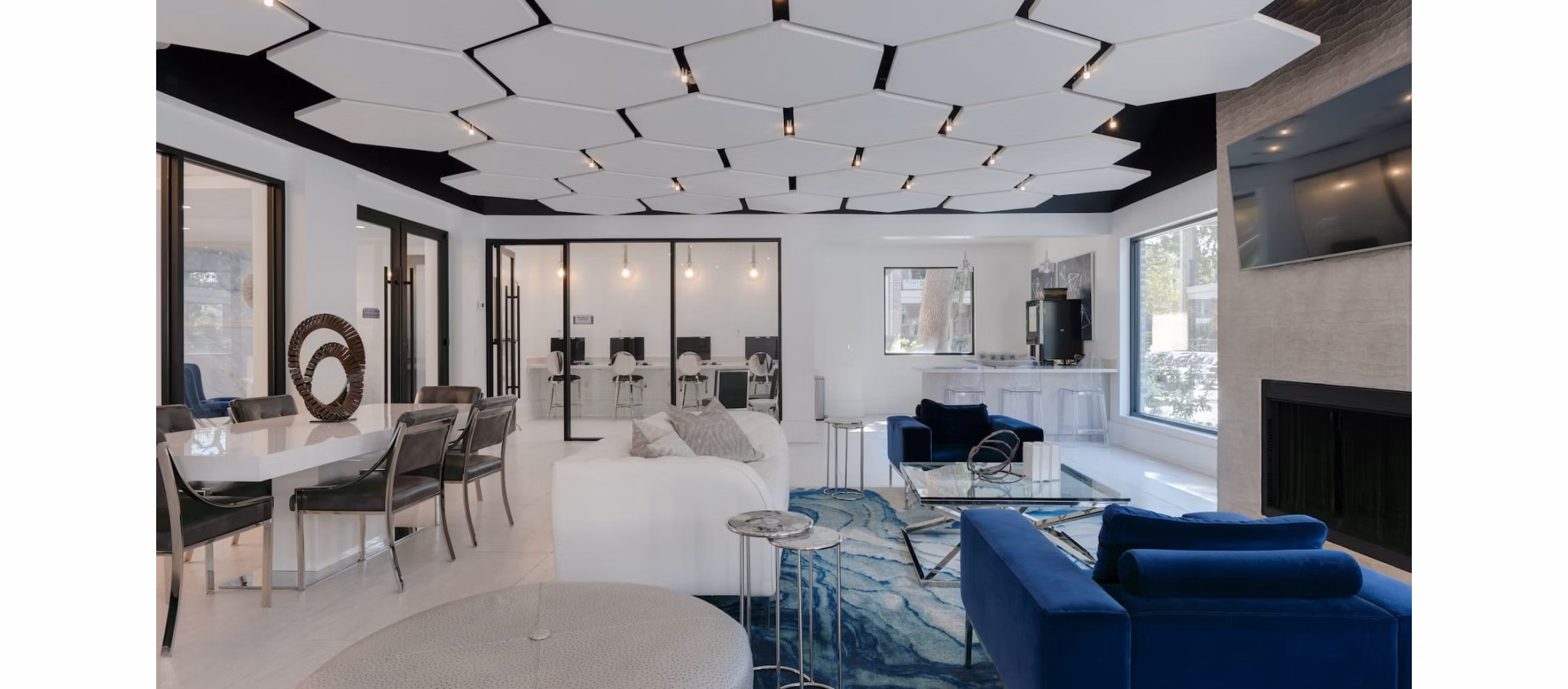 clubhouse at Town Center Crossing Apartments