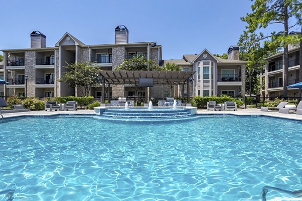 pool at Town Center Crossing Apartments