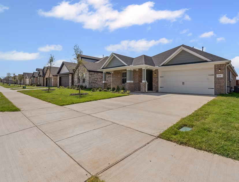 building at Meadowlark at Wildflower Ranch Apartments