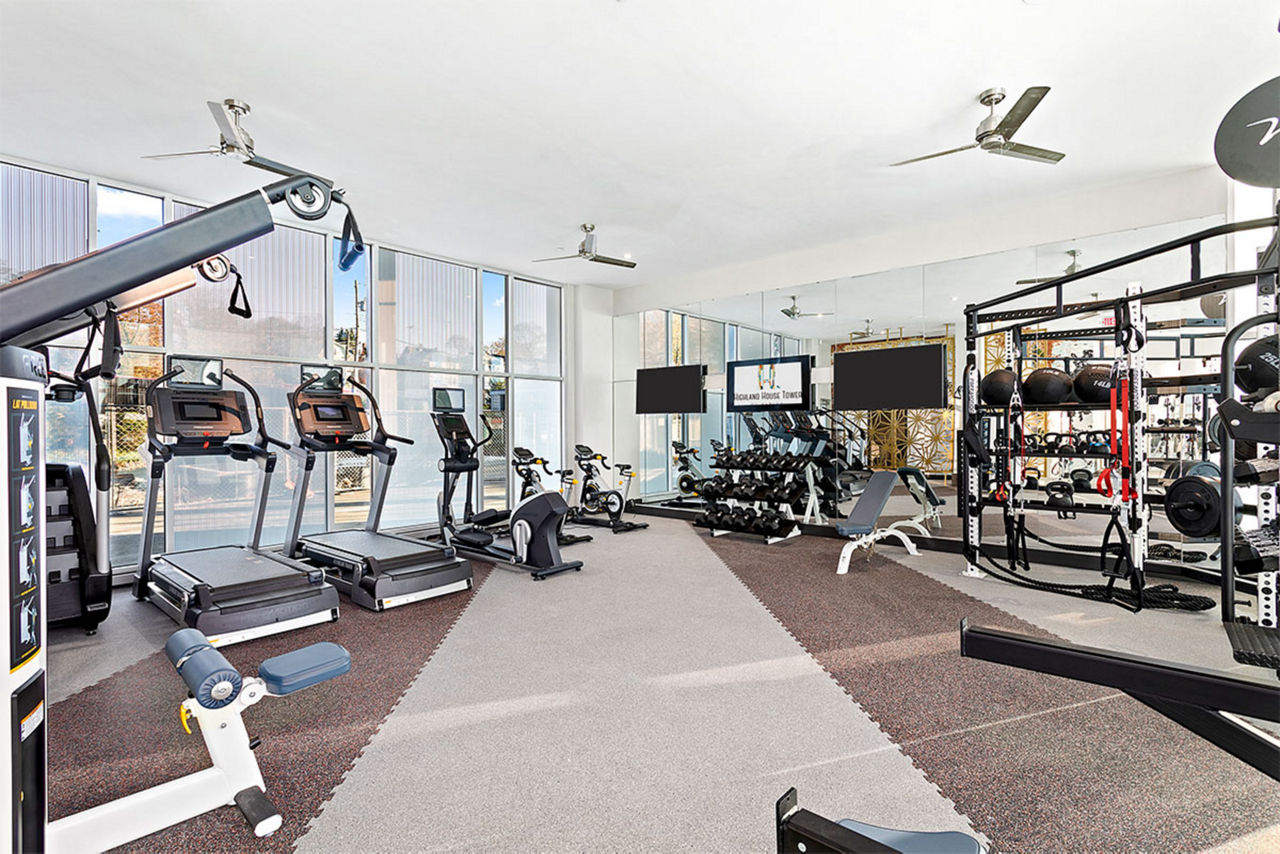Gym at Highland House Tower (1 of 4)
