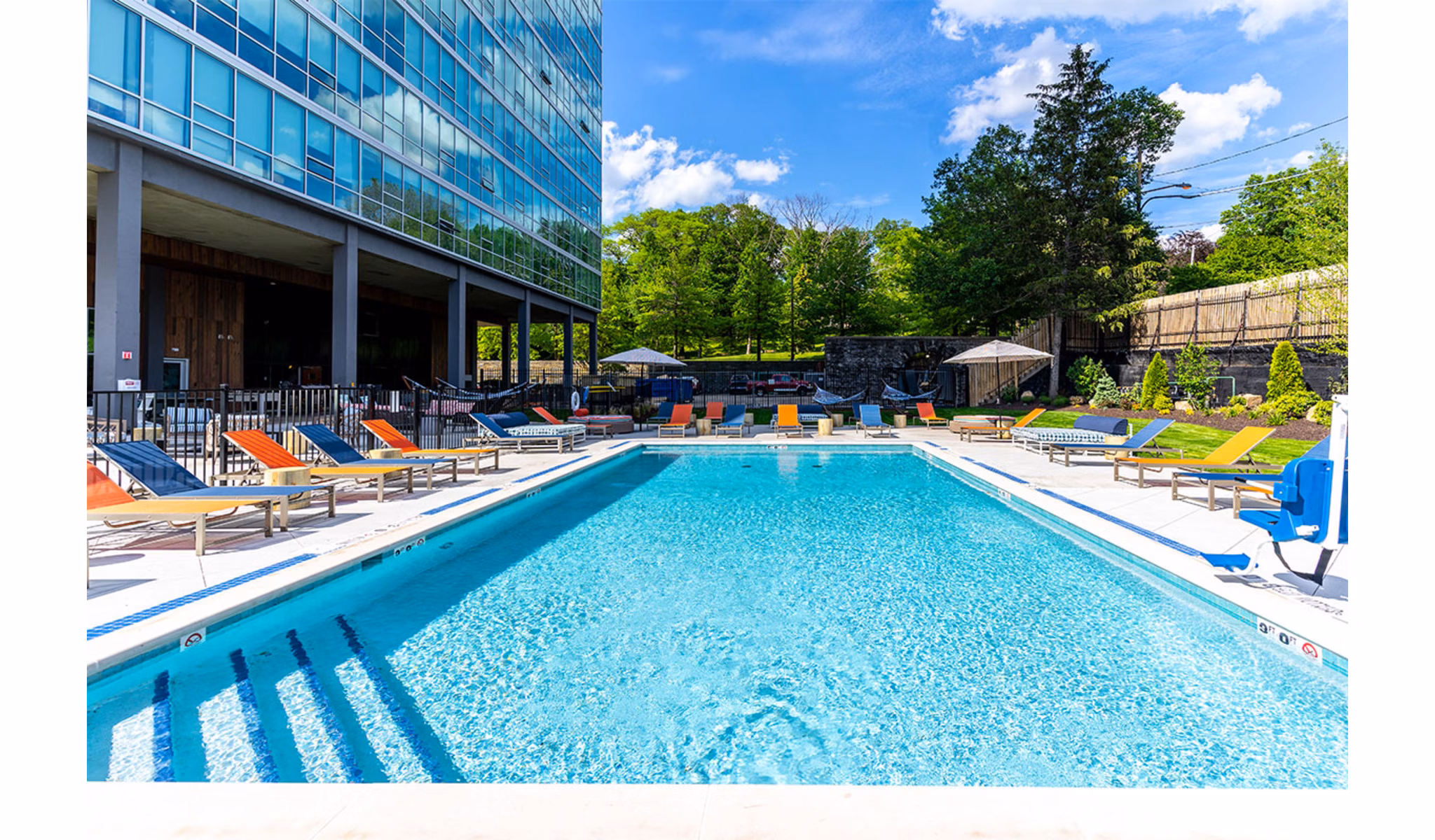 pool Highland House Tower Apartments