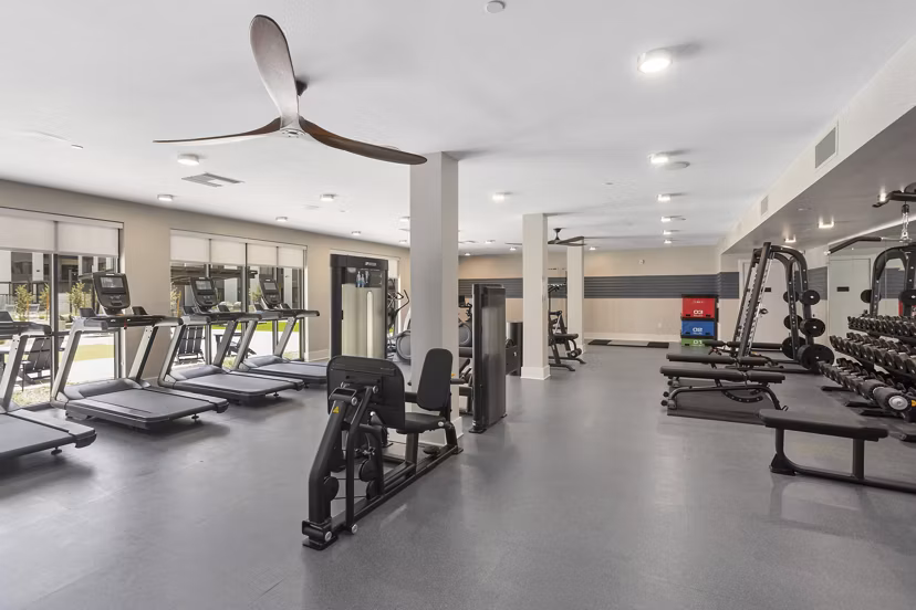 fitness center at Alta 87 Apartments 