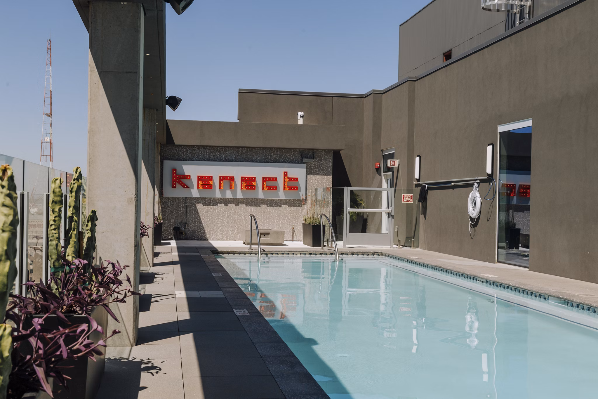 pool at Kenect Apartments