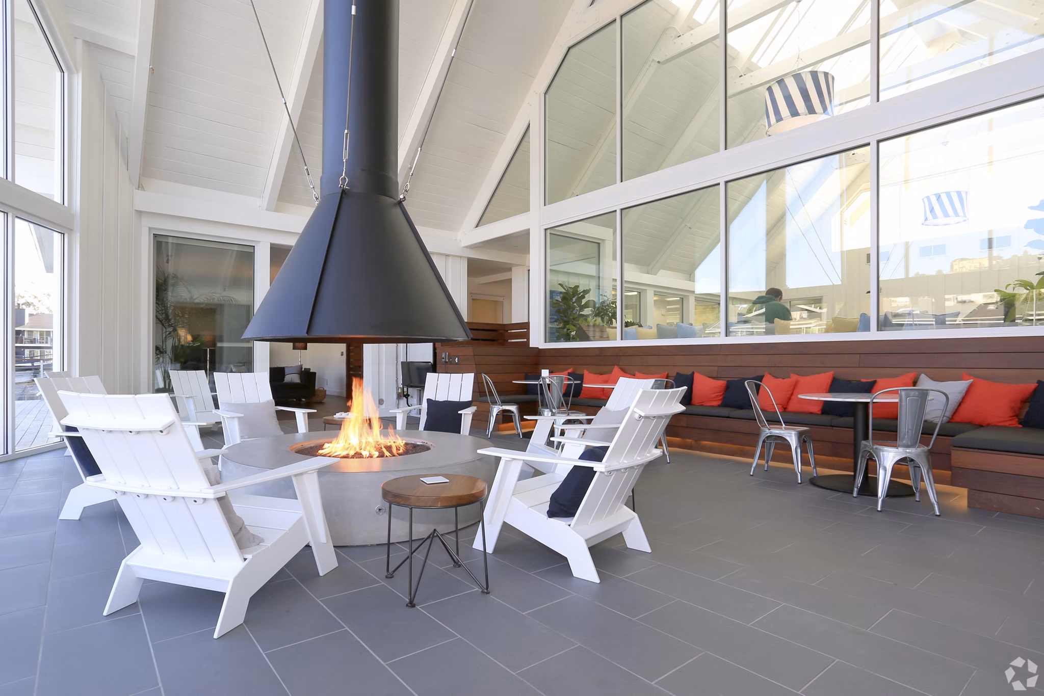 clubhouse at The Cove at Tiburon Apartments