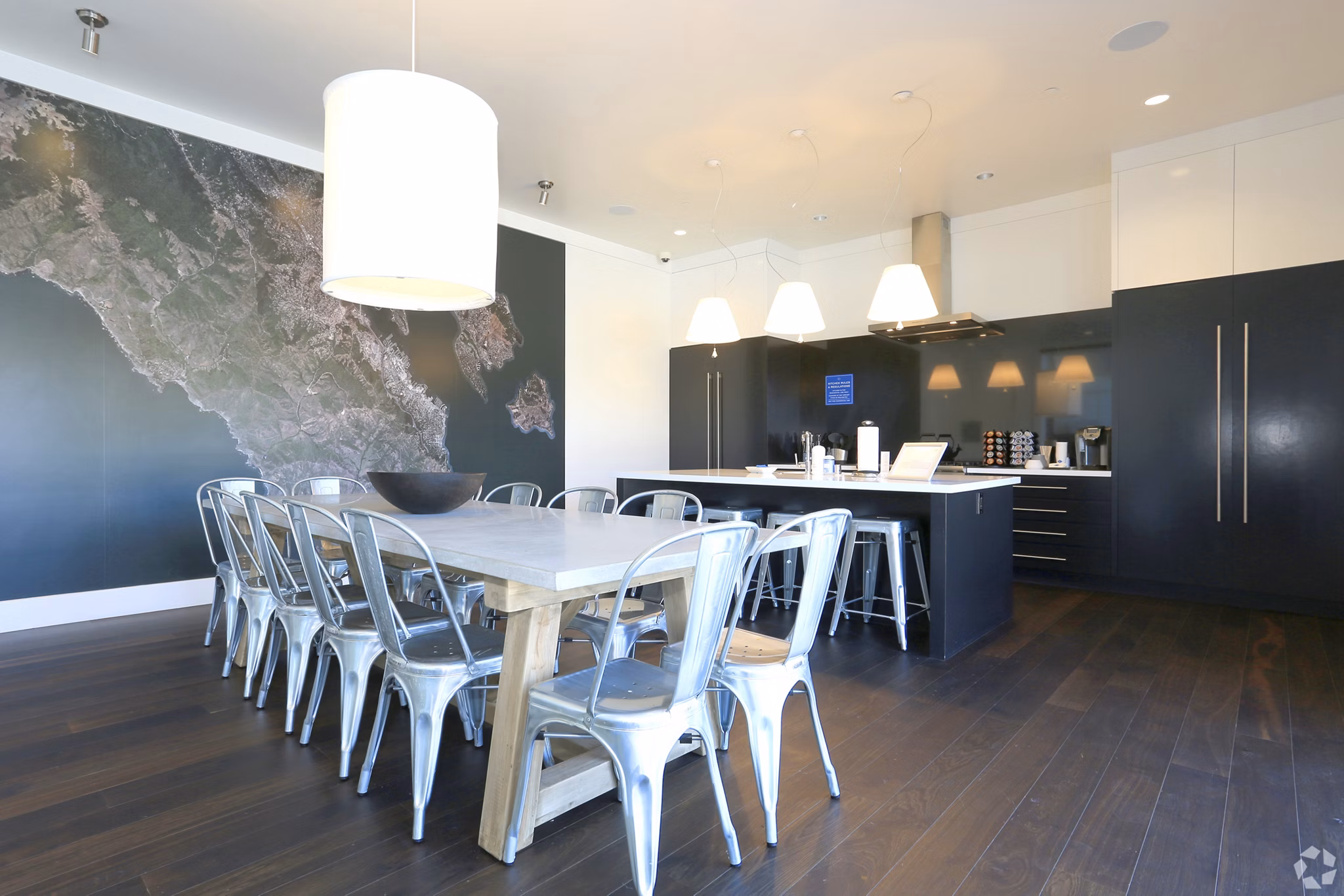 clubhouse at The Cove at Tiburon Apartments