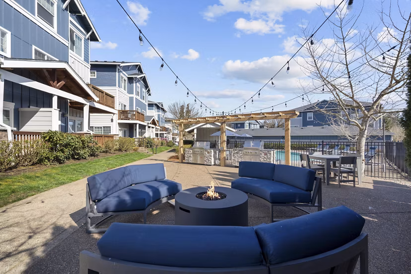 fire pit at Creekview Crossing Apartments