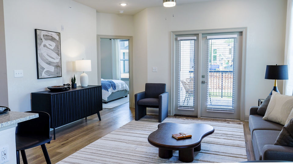 living room at The Waters at Settlers Trace Apartments