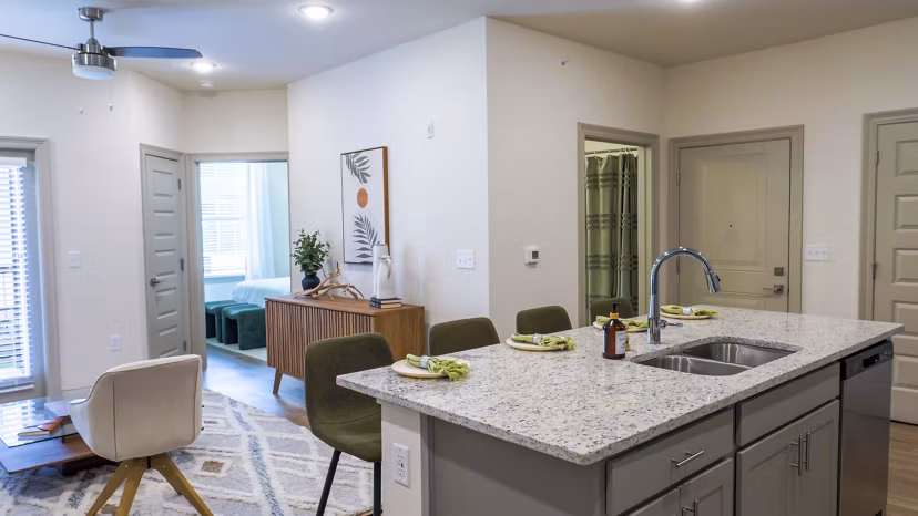 dining room at The Waters at West Village Apartments 
