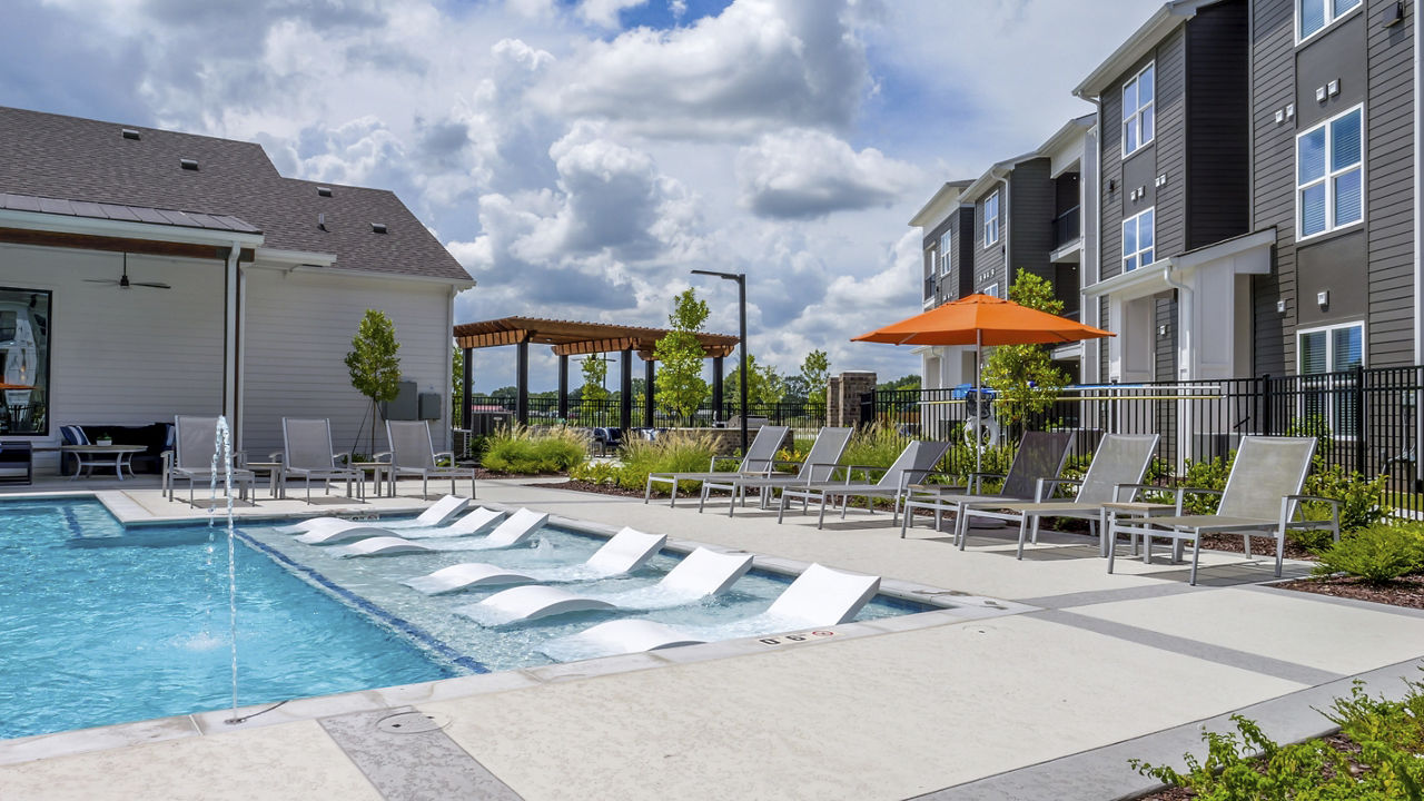 The Waters At West Village Scott La 6 of 12