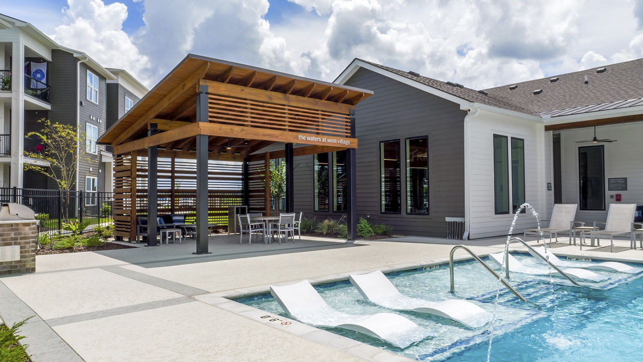 The Waters At West Village Scott La 7 of 12