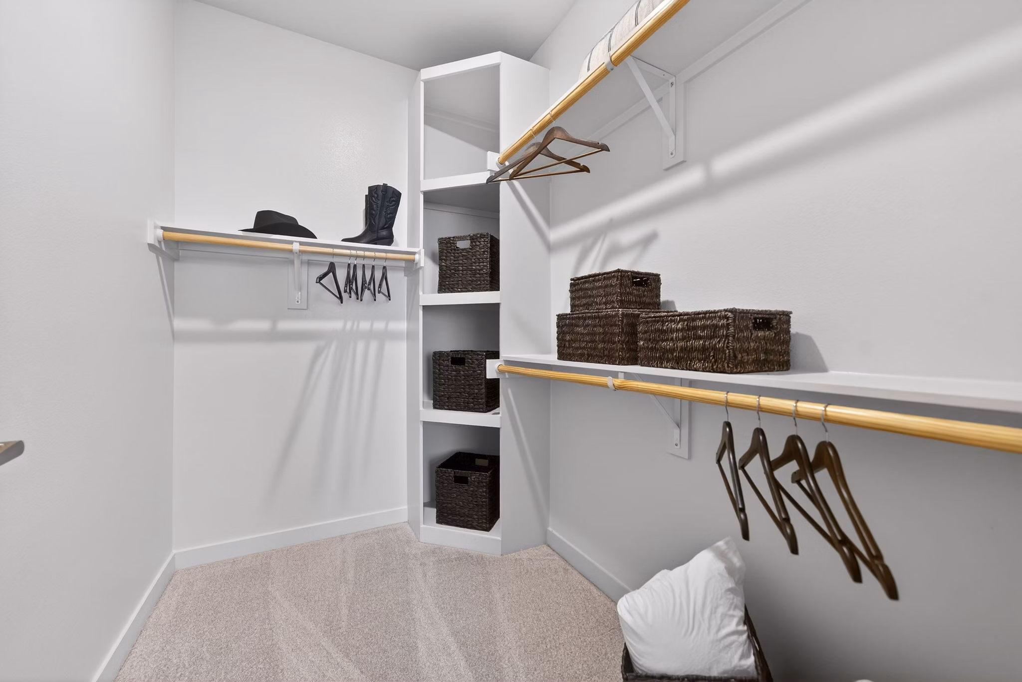 bedroom at Marlowe Corinth Groves Apartments