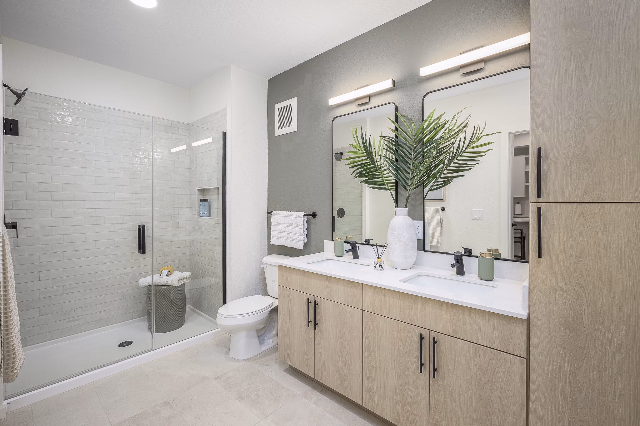 bathroom at Fiori Apartments