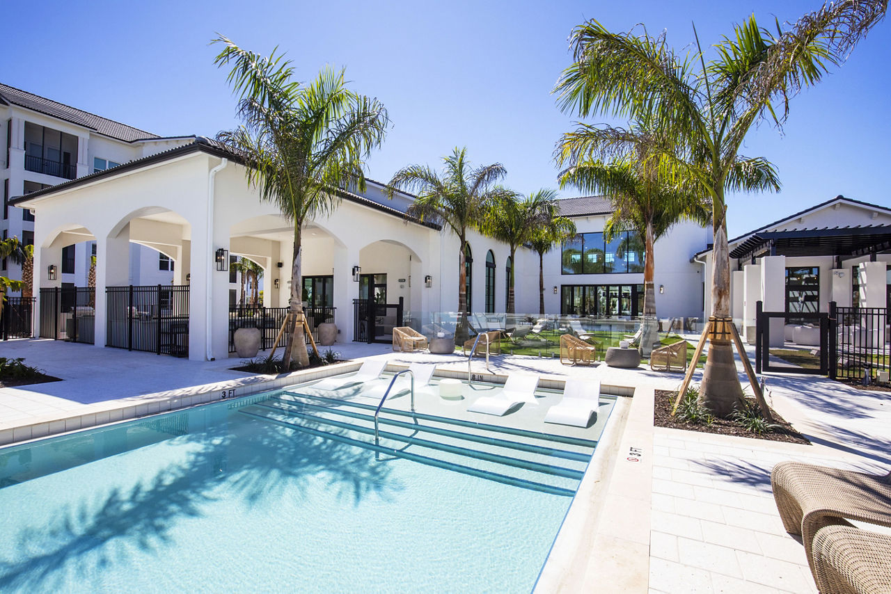 Fiori Apartments Naples Fl 4 of 12